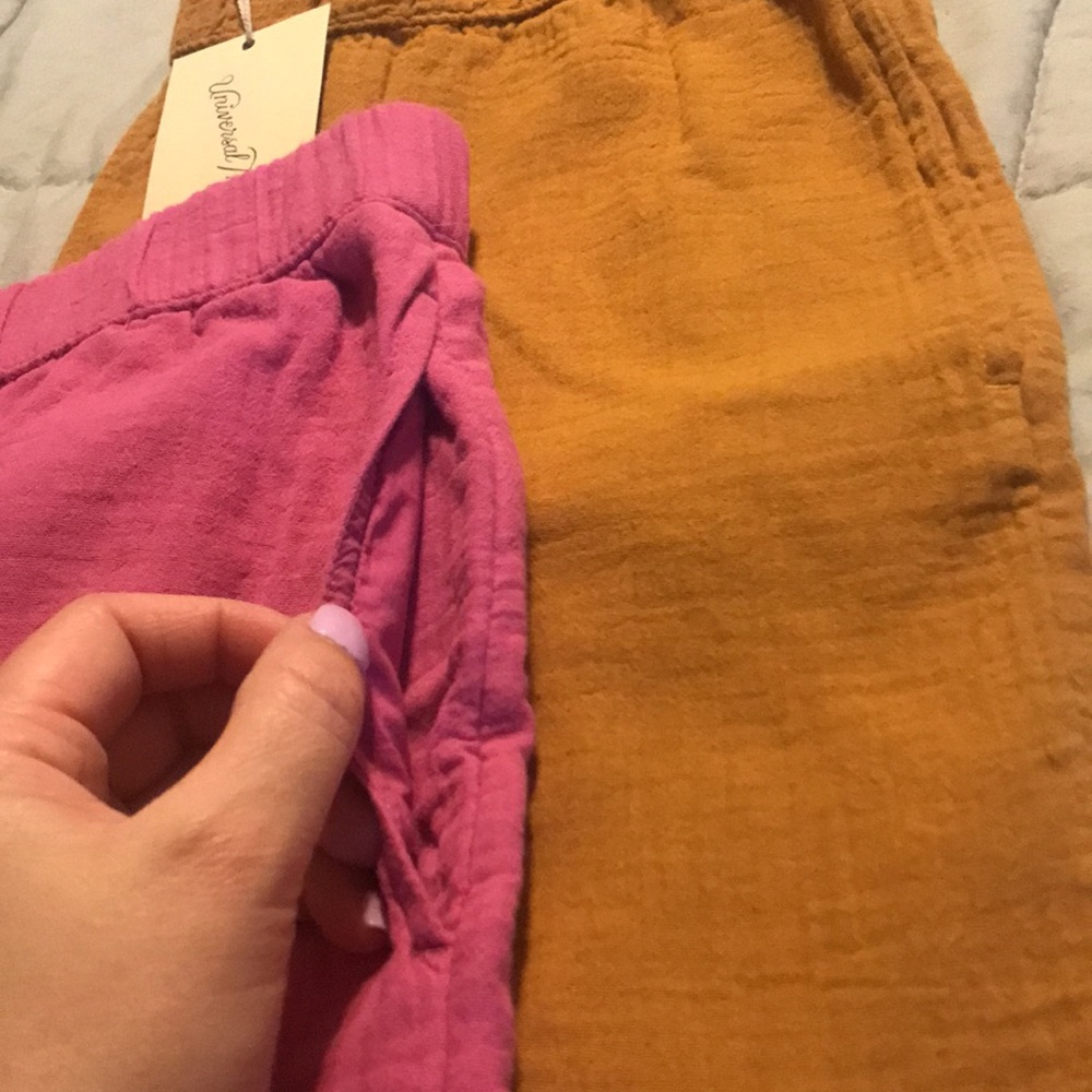 Universal Thread Shorts - image 2